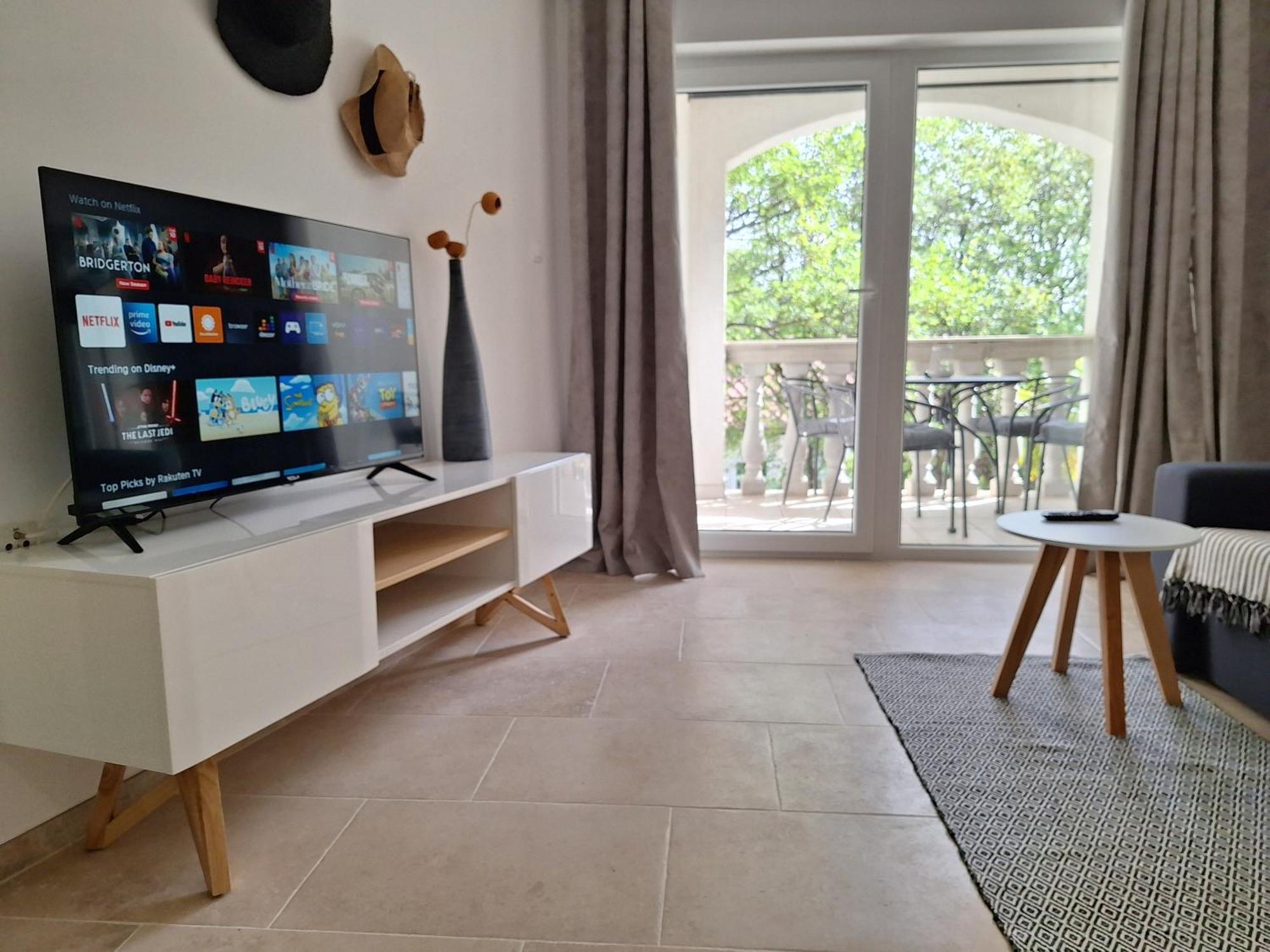 Villa Haus Niko セニ エクステリア 写真