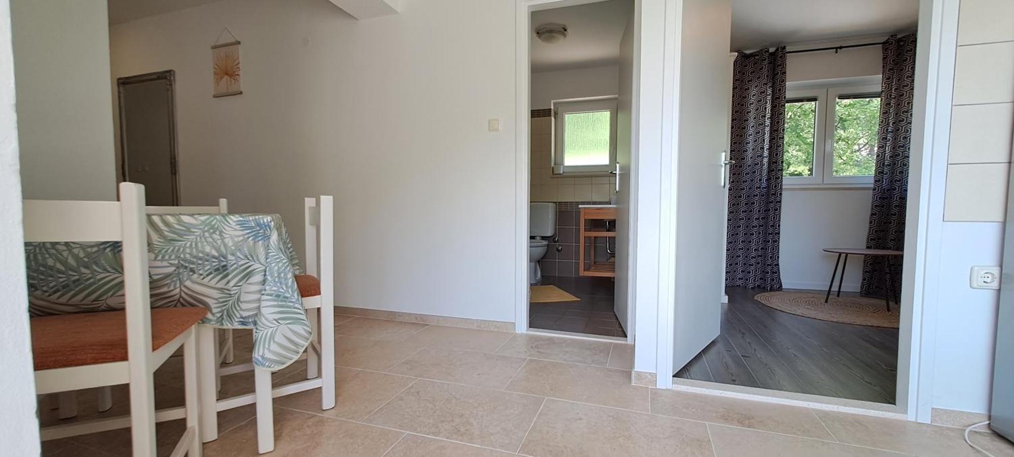 Villa Haus Niko セニ 部屋 写真
